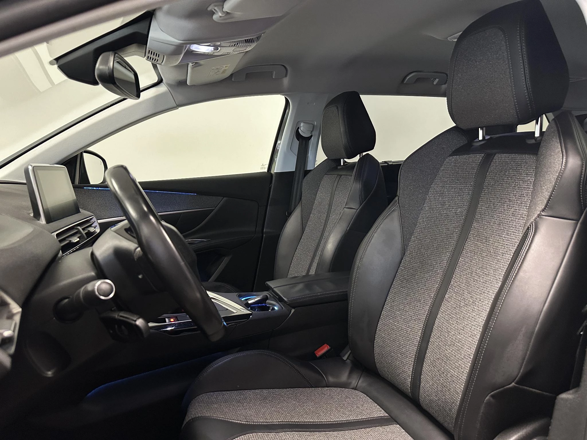 Peugeot-5008-image-7