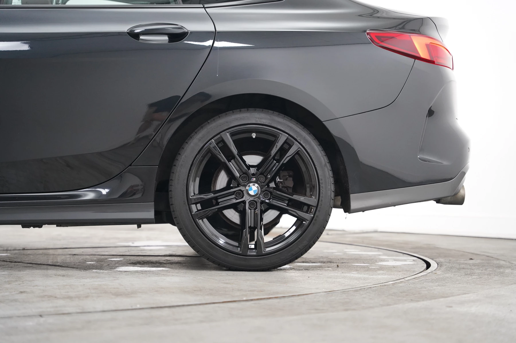 BMW-2 Series-image-30