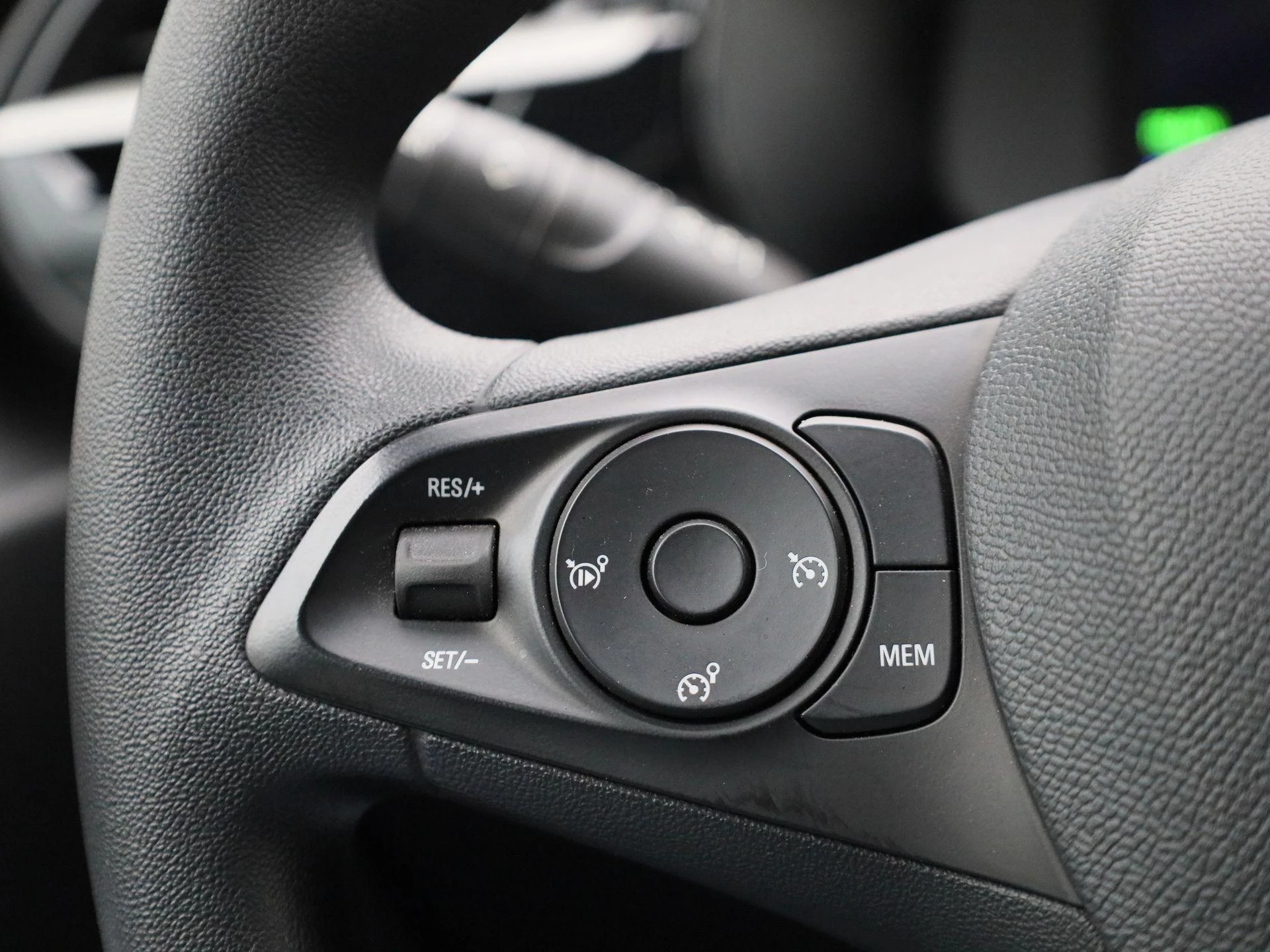 Opel-Corsa-e-image-18