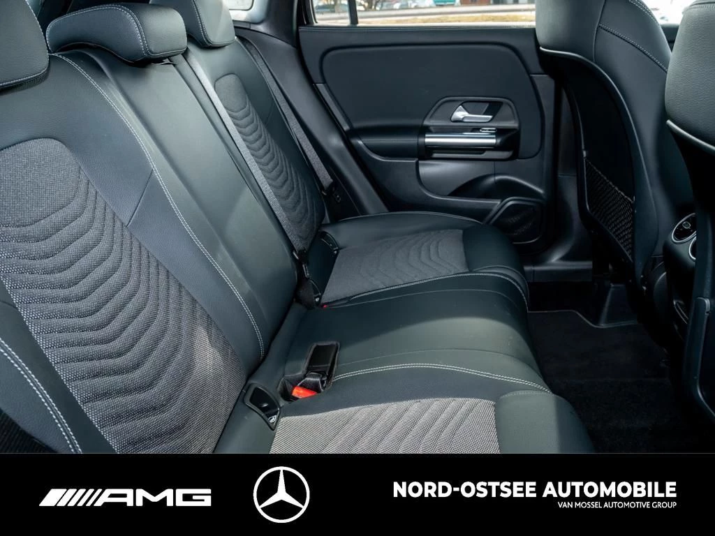 Mercedes-Benz-GLA-image-10