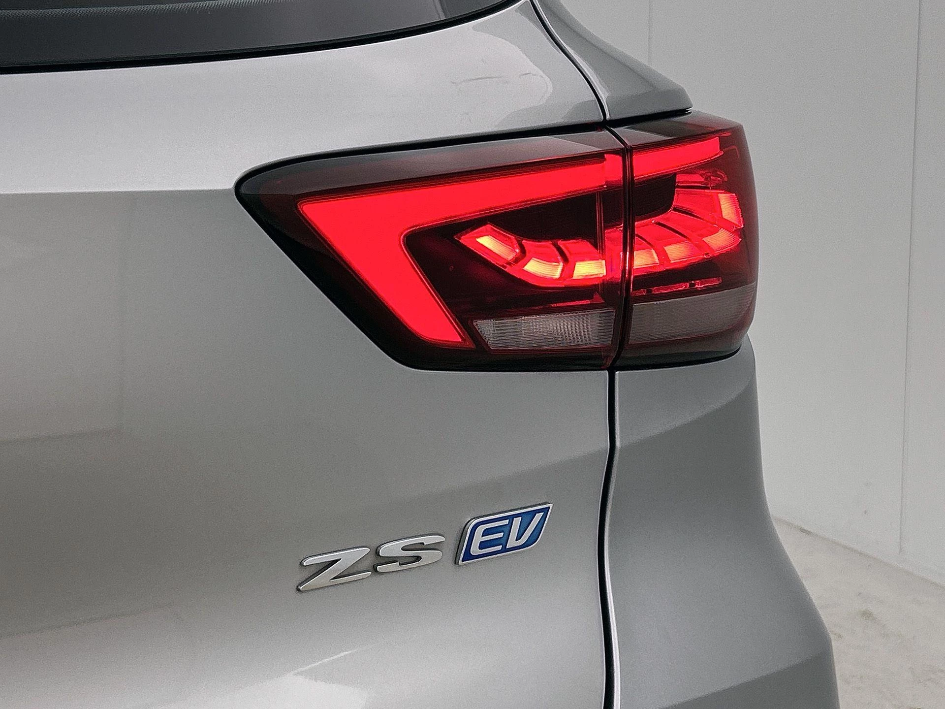 MG-ZS EV-image-21