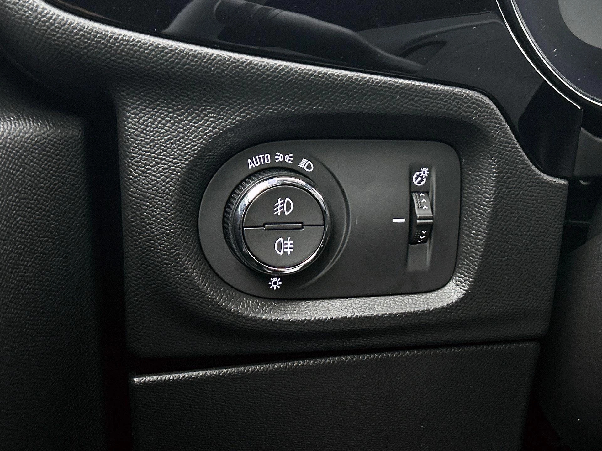 Opel-Corsa-image-23