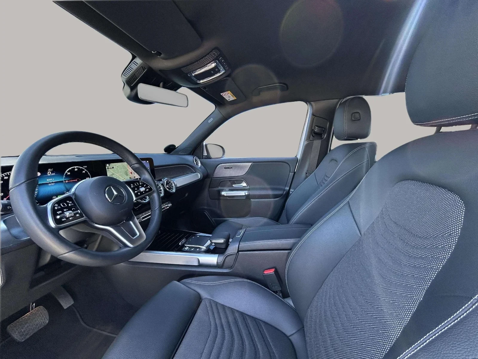 Mercedes-Benz-EQB-image-9