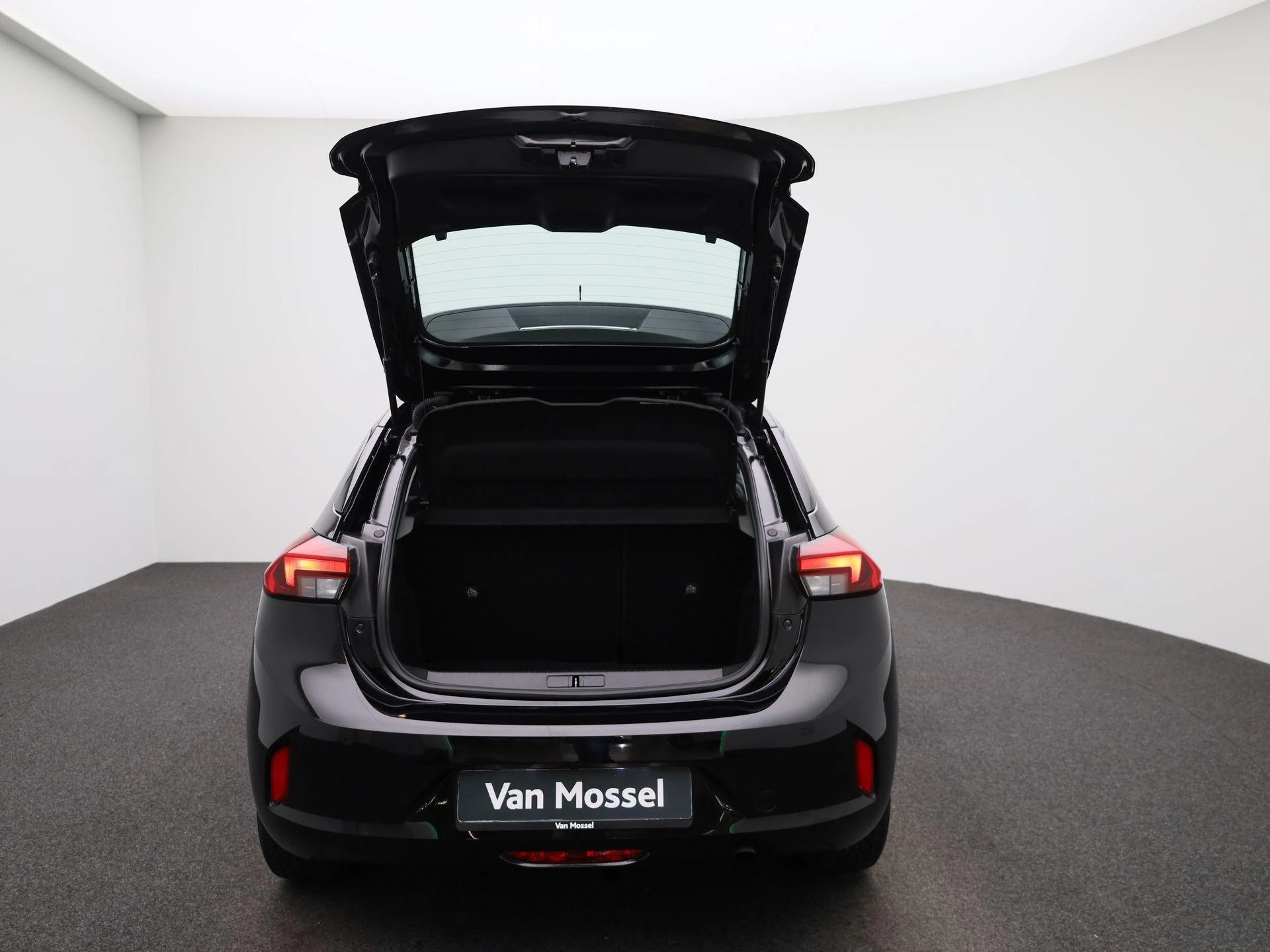 Opel-Corsa-image-10