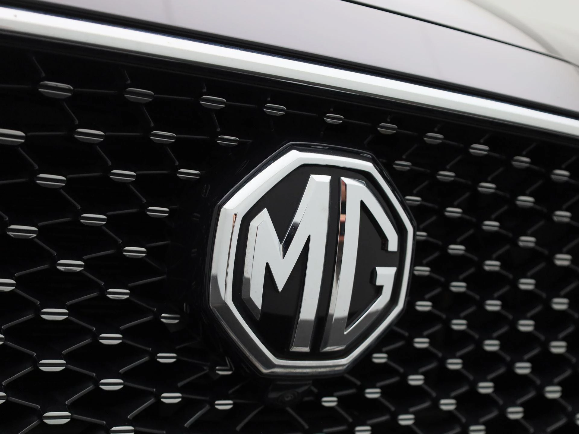 MG EHS 1.5 TGDI Luxury