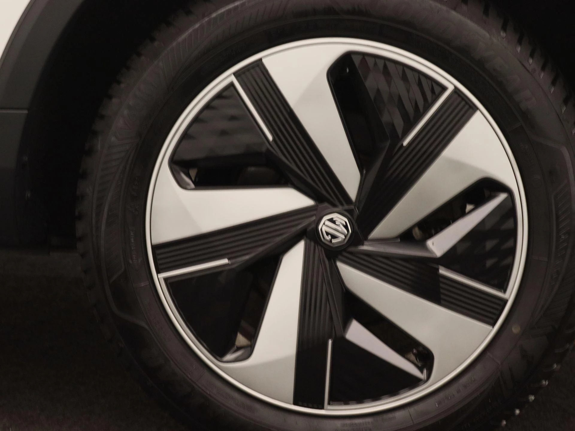 MG-ZS EV-image-18