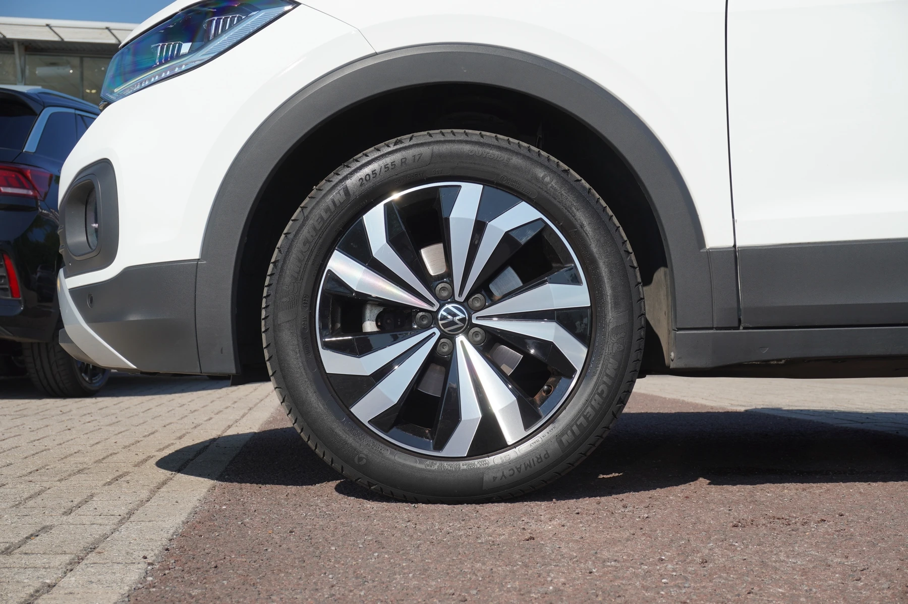 Volkswagen-T-Cross-image-25