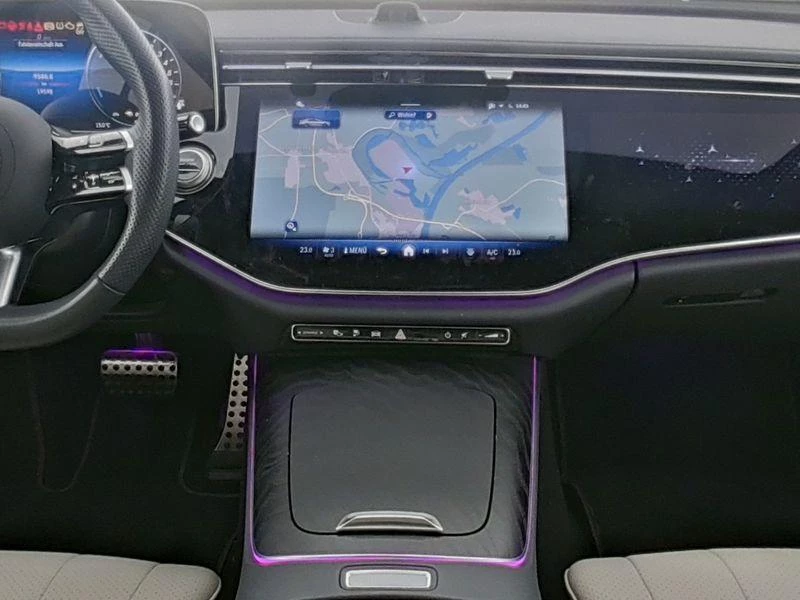 Mercedes-Benz-E-Klasse-image-4