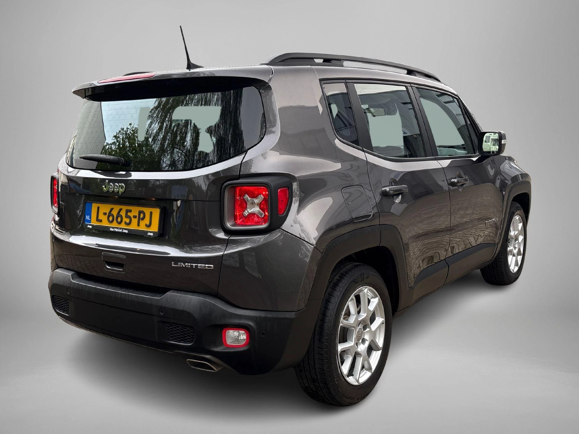Jeep-Renegade-image-26
