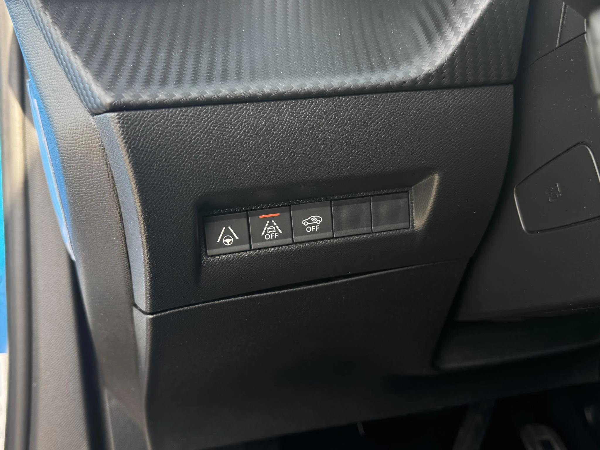 Peugeot-2008-image-16