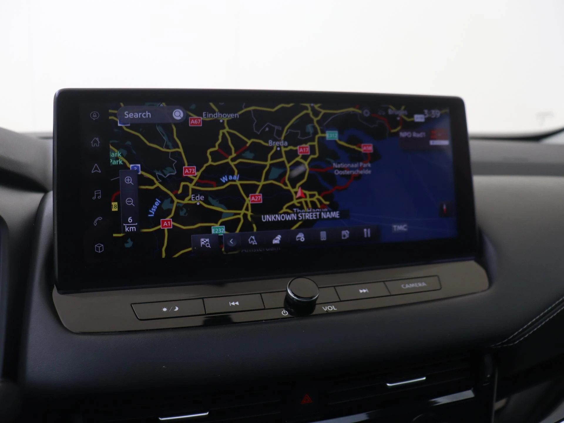 Nissan-QASHQAI-image-17