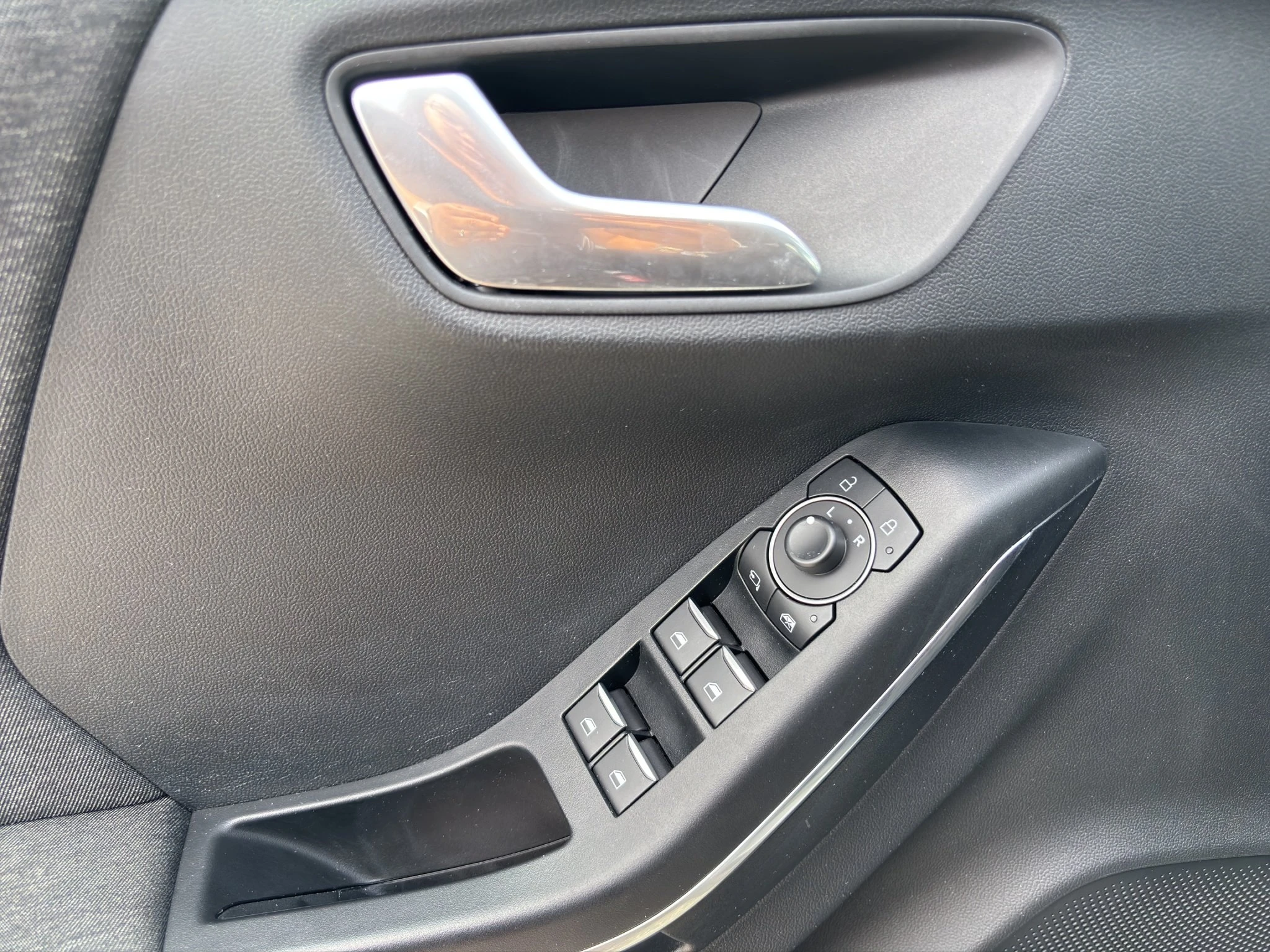 Ford-Puma-image-16