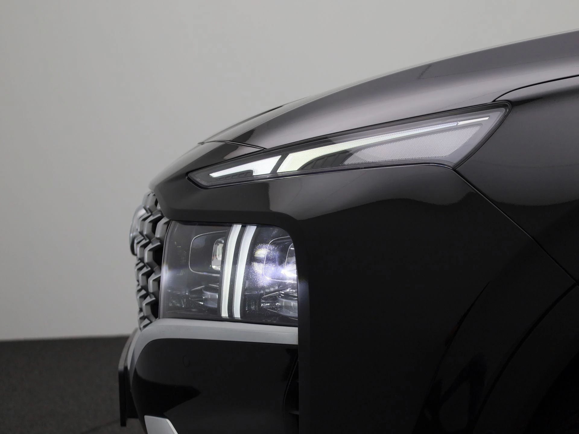 Hyundai Santa Fe 1.6 T-GDi Plug-in Hybrid 4x4 Shine Aut.