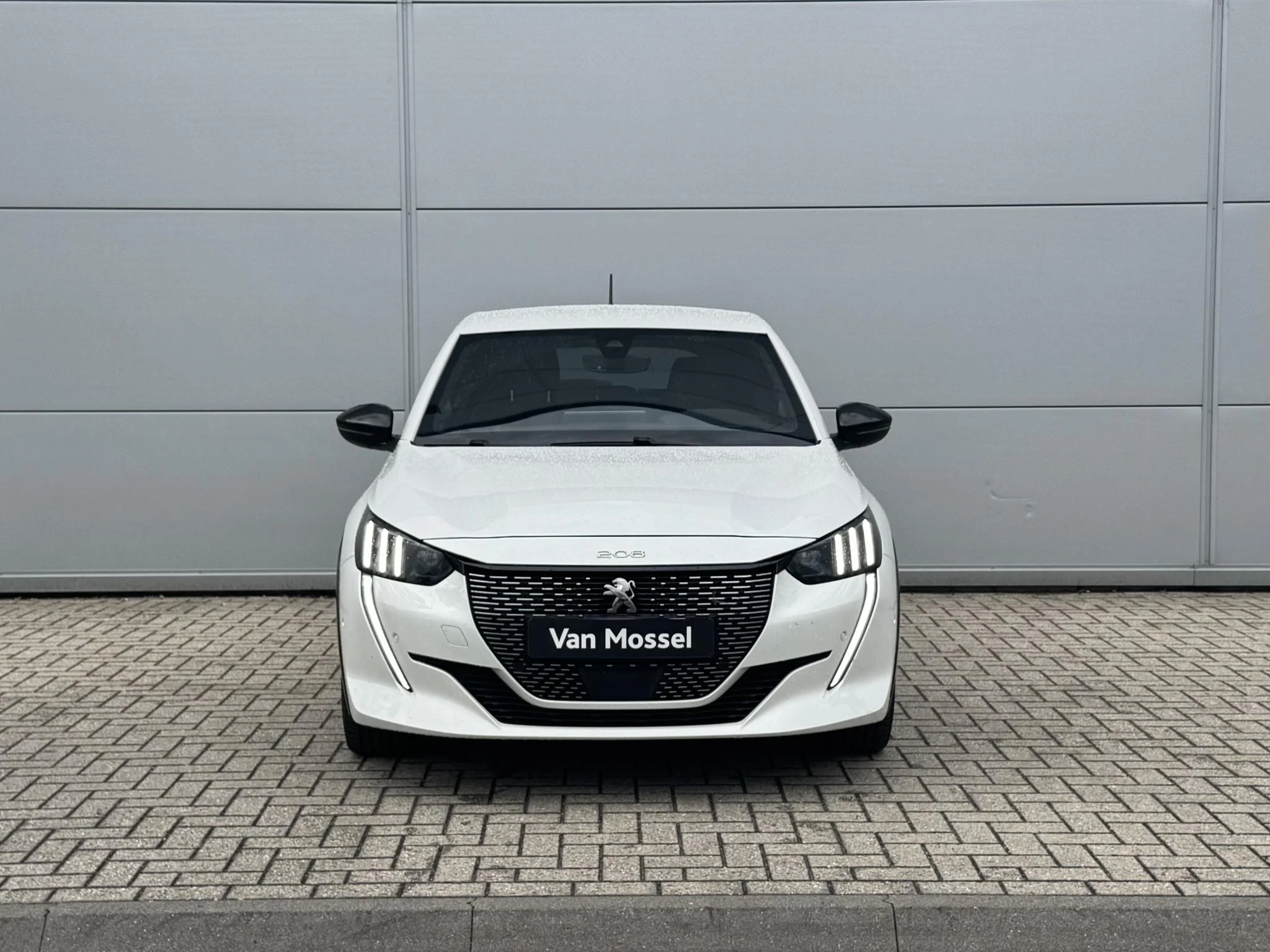 Peugeot-208-image-8