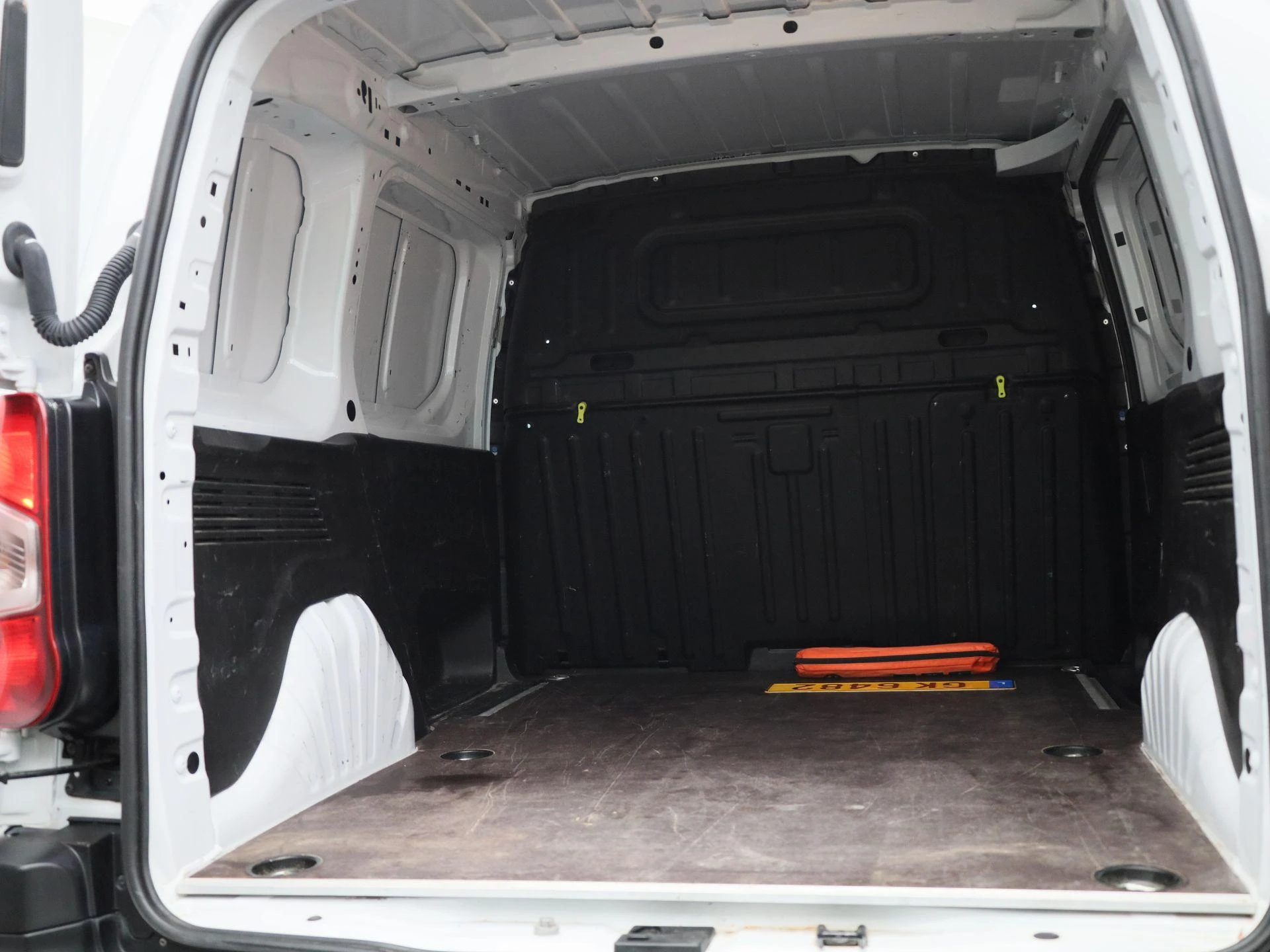 Opel-Combo-image-17