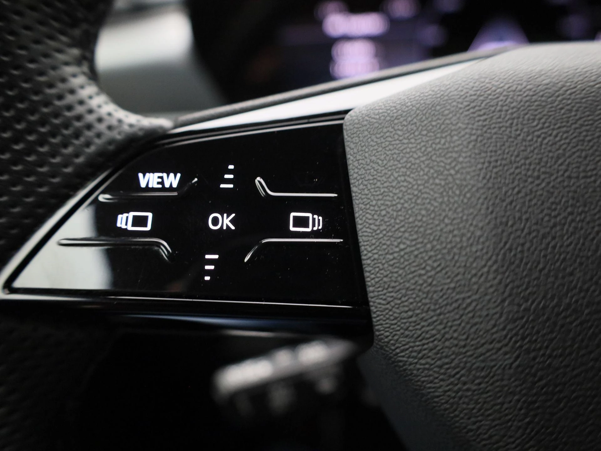 Audi-Q6 e-tron-image-19
