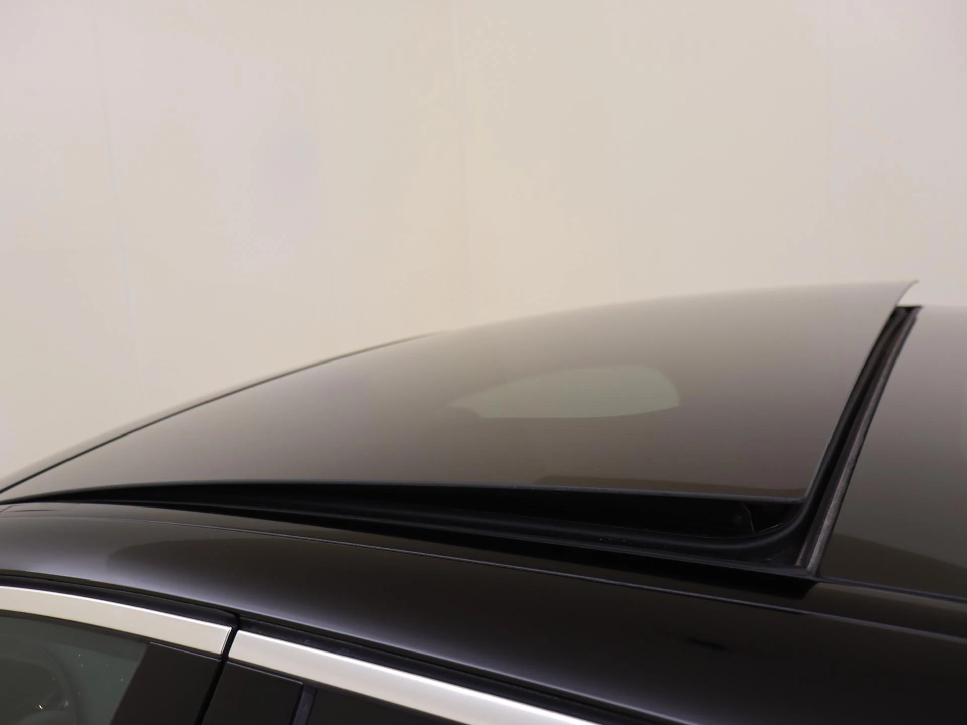Mercedes-Benz-E-Klasse-image-27