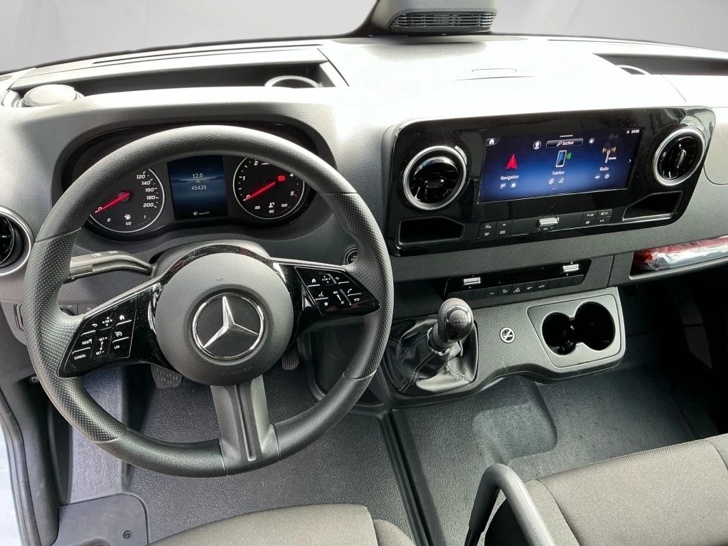 Mercedes-Benz-Sprinter 317-image-12