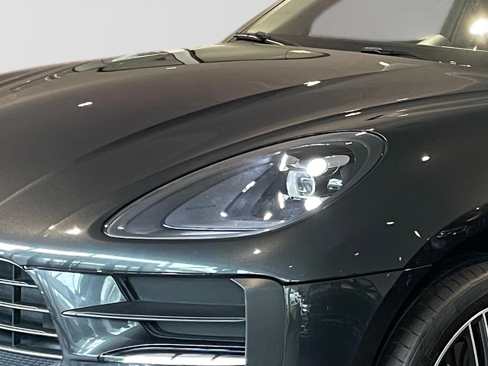 Porsche-Macan-image-21