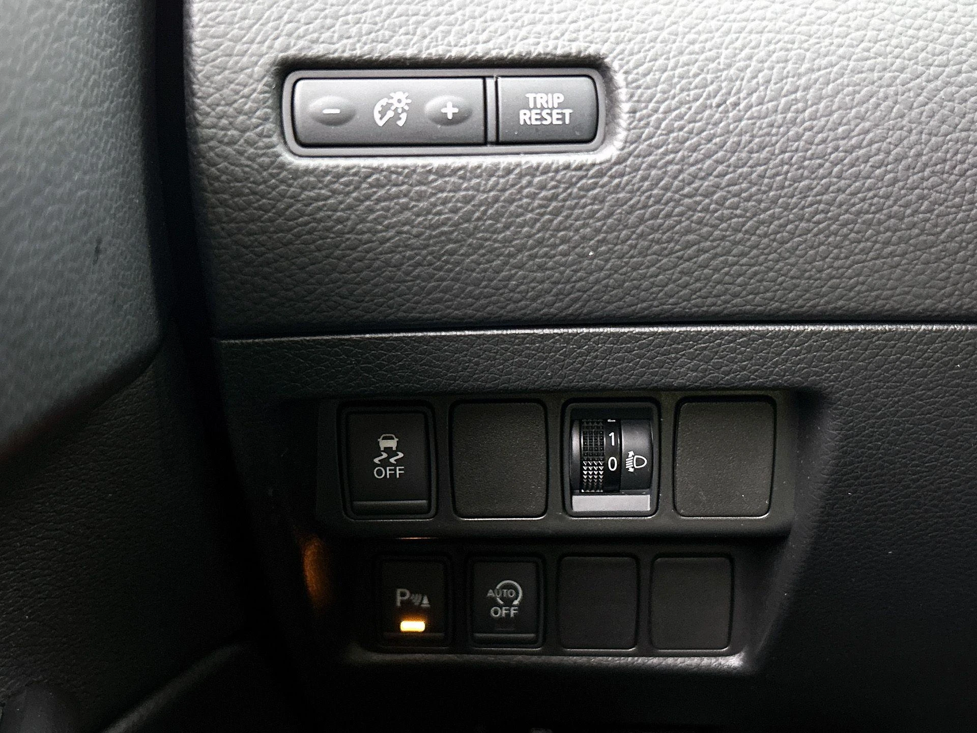 Nissan-QASHQAI-image-16