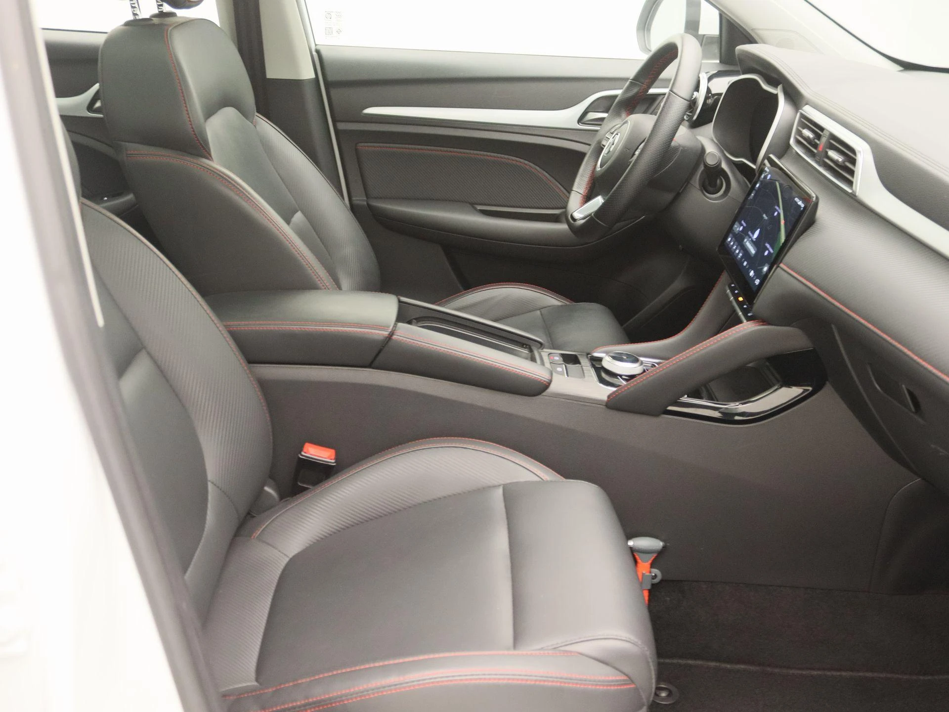 MG-ZS EV-image-24
