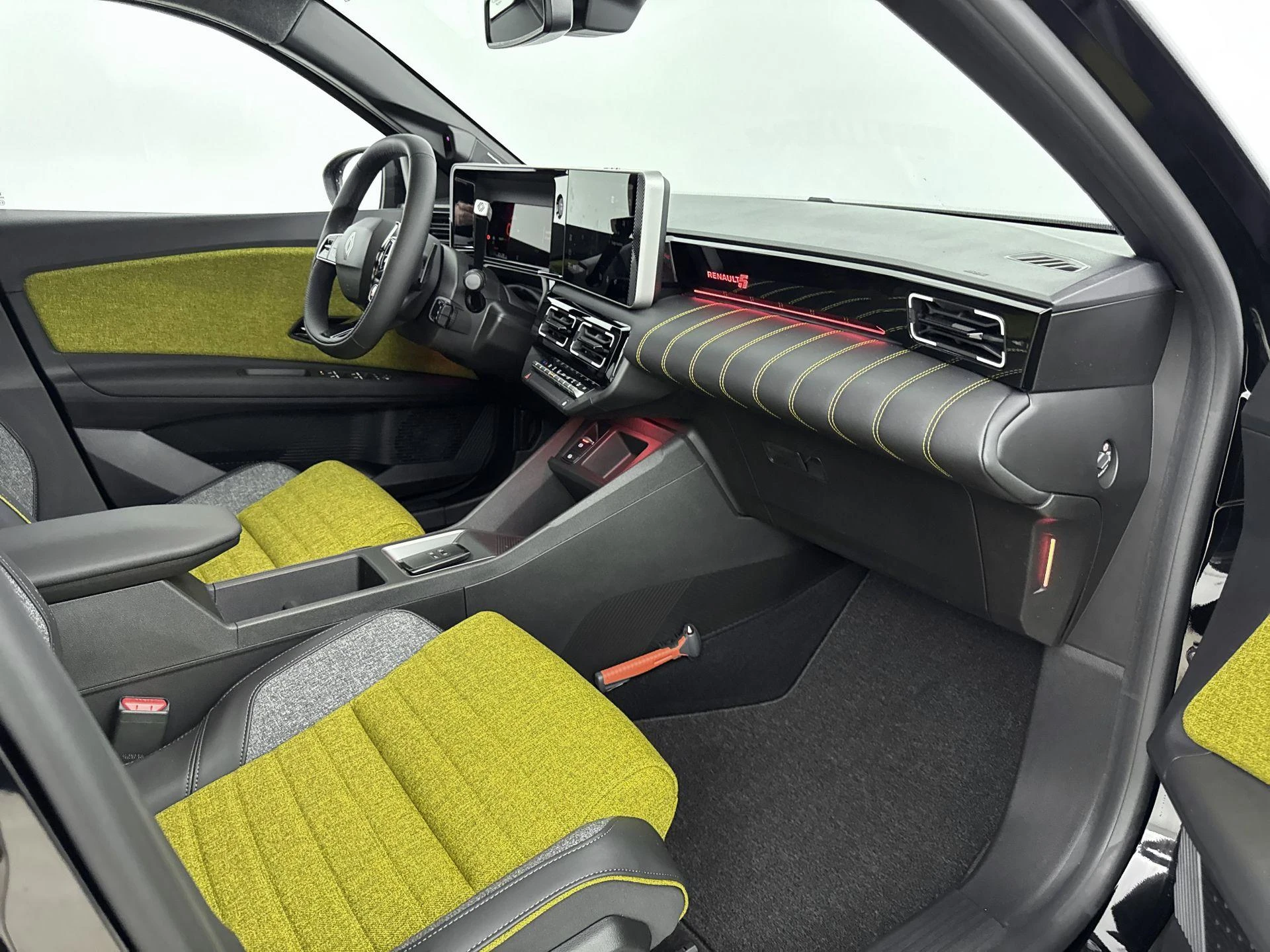 Renault-5-image-16