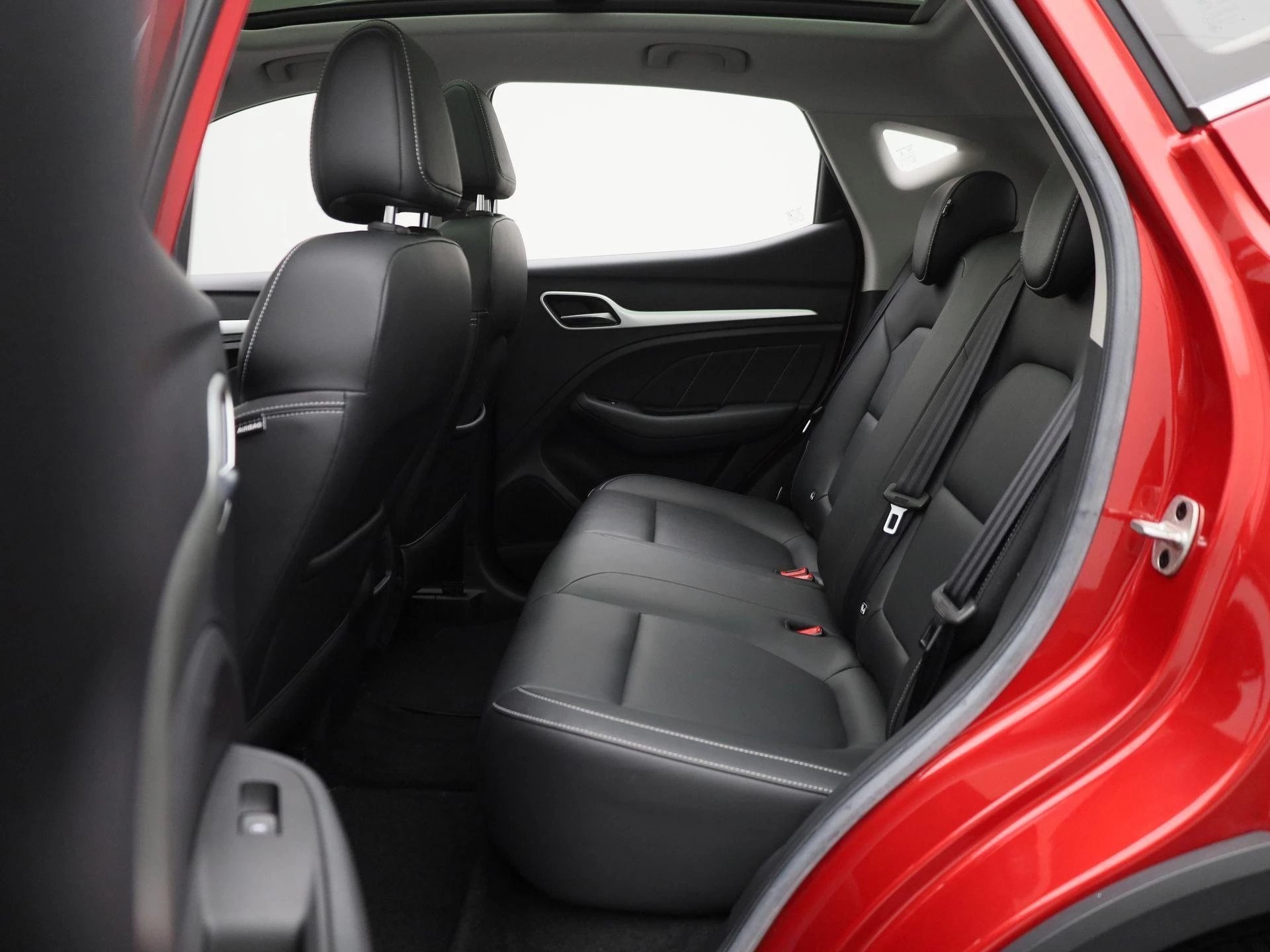 MG-ZS EV-image-11
