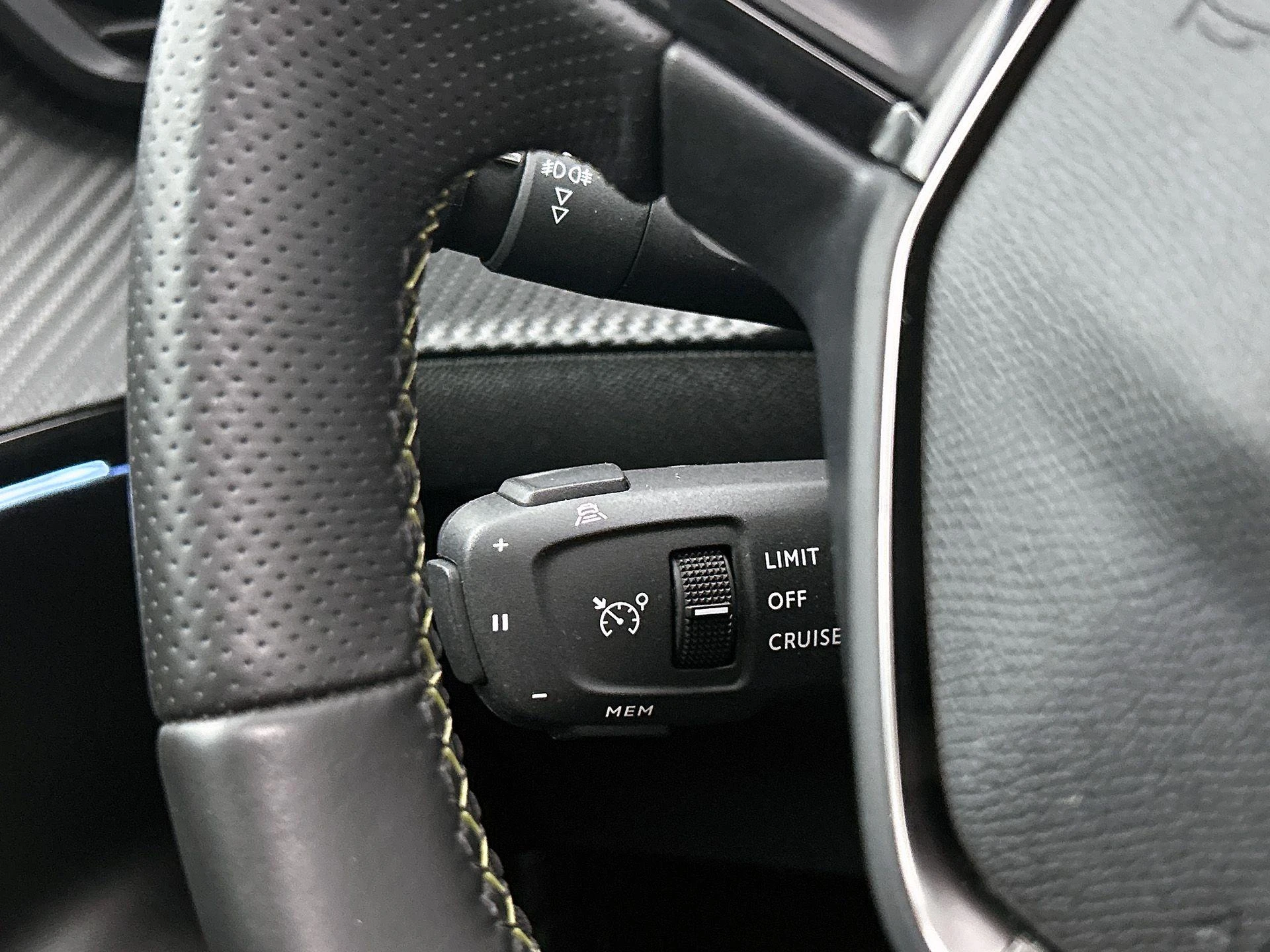 Peugeot e-2008 EV GT Pack 50 kWh