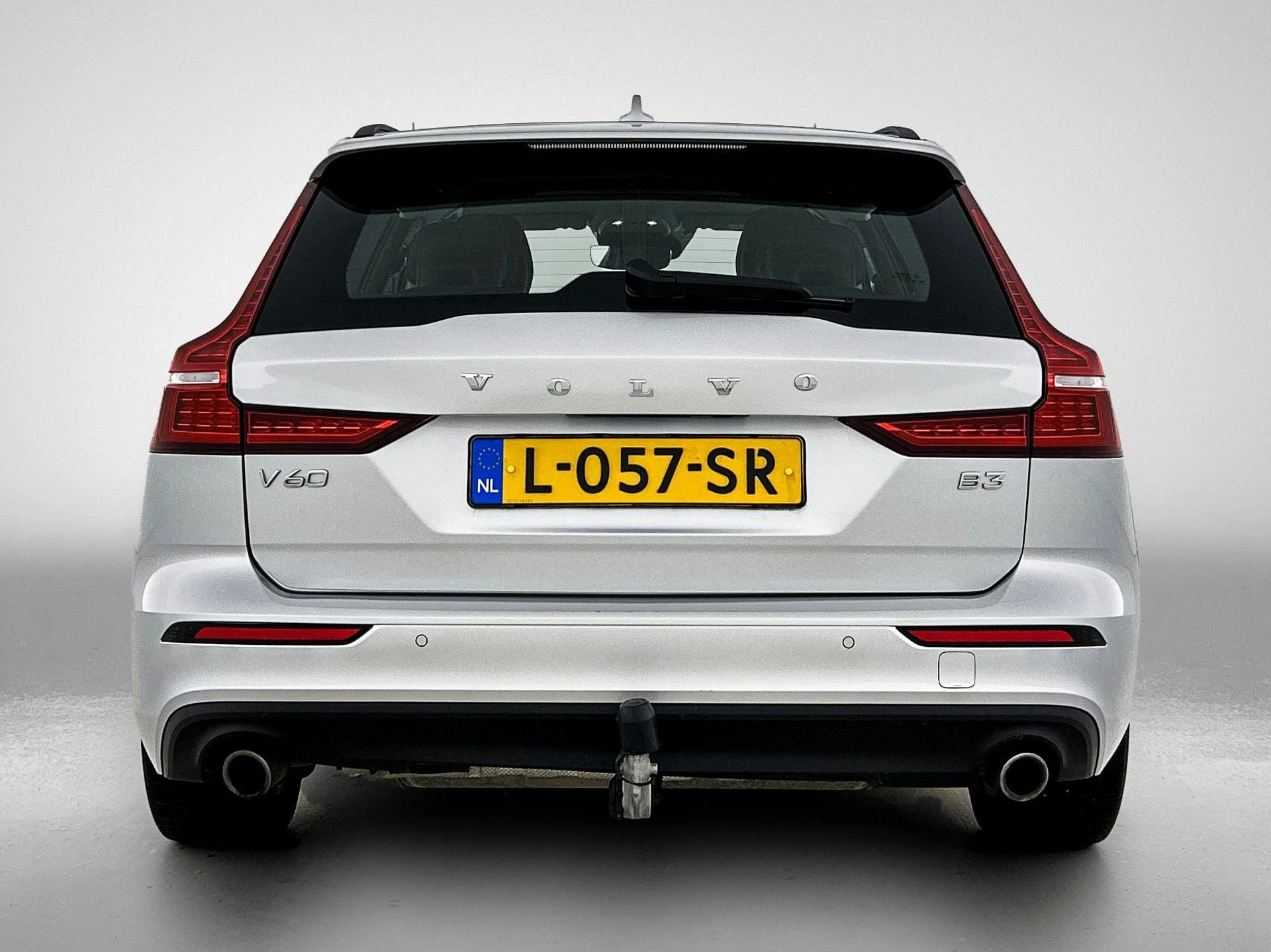 Volvo-V60-image-2
