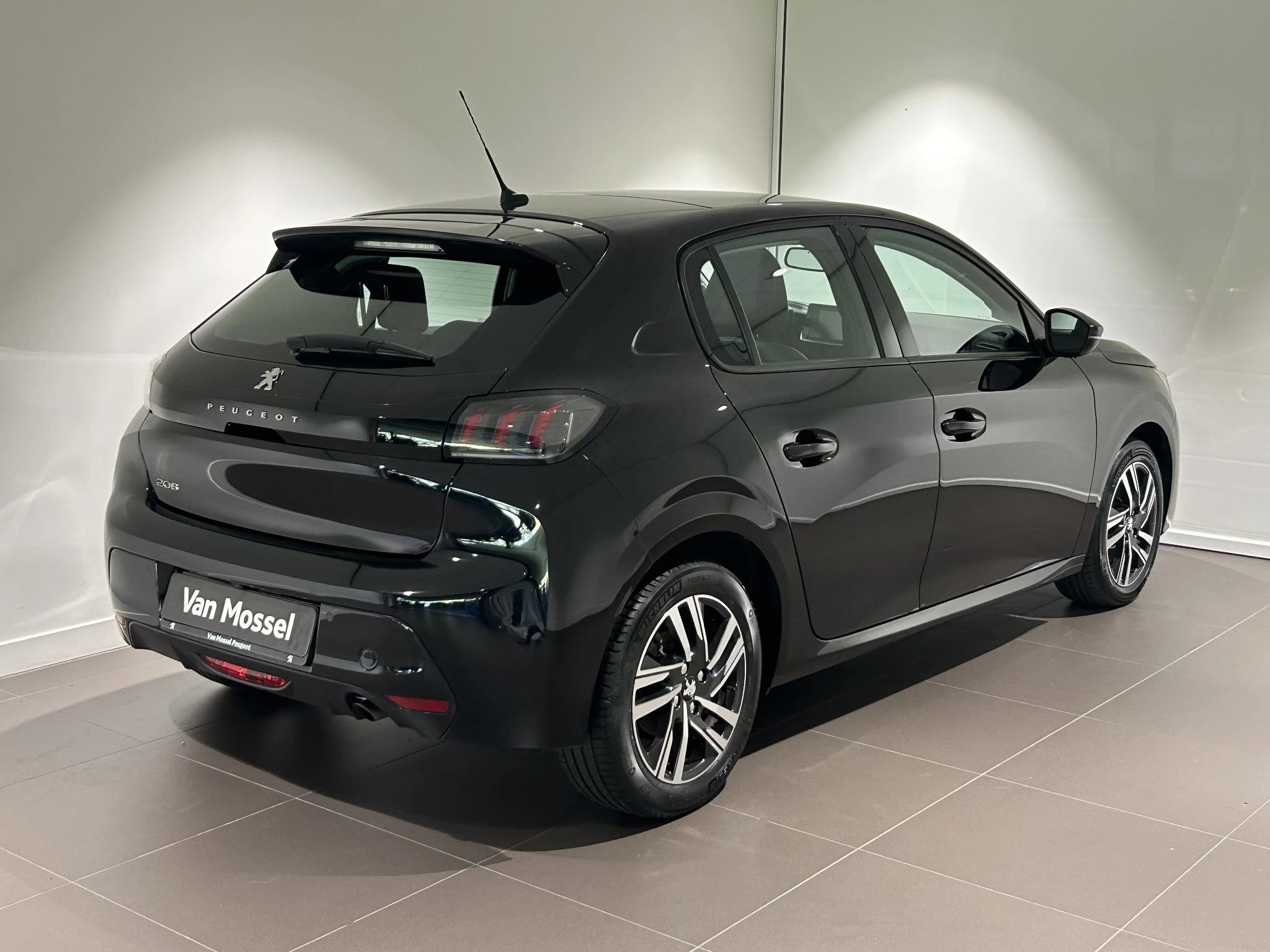 Peugeot-208-image-4