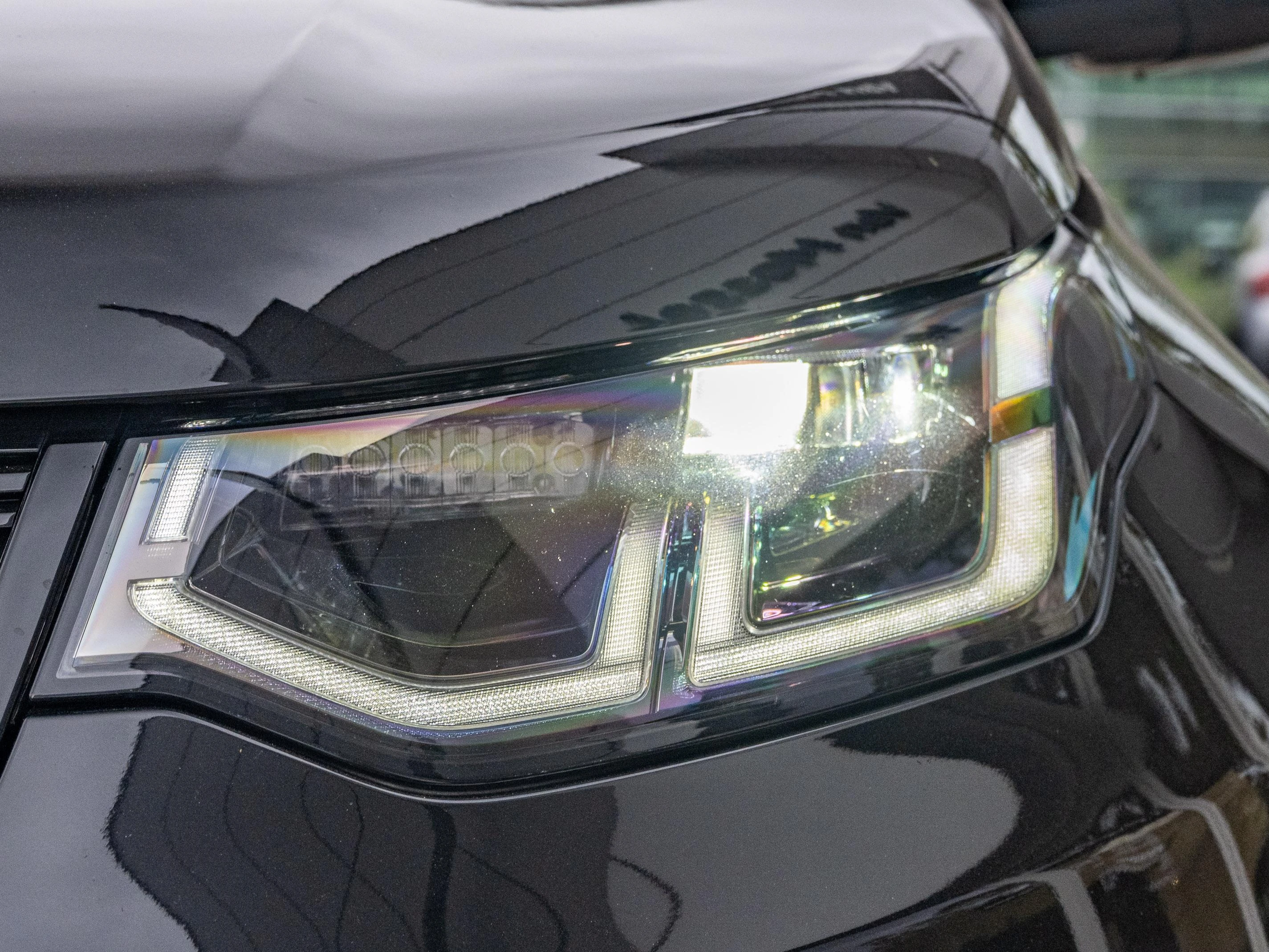 Land Rover-Discovery Sport-image-27