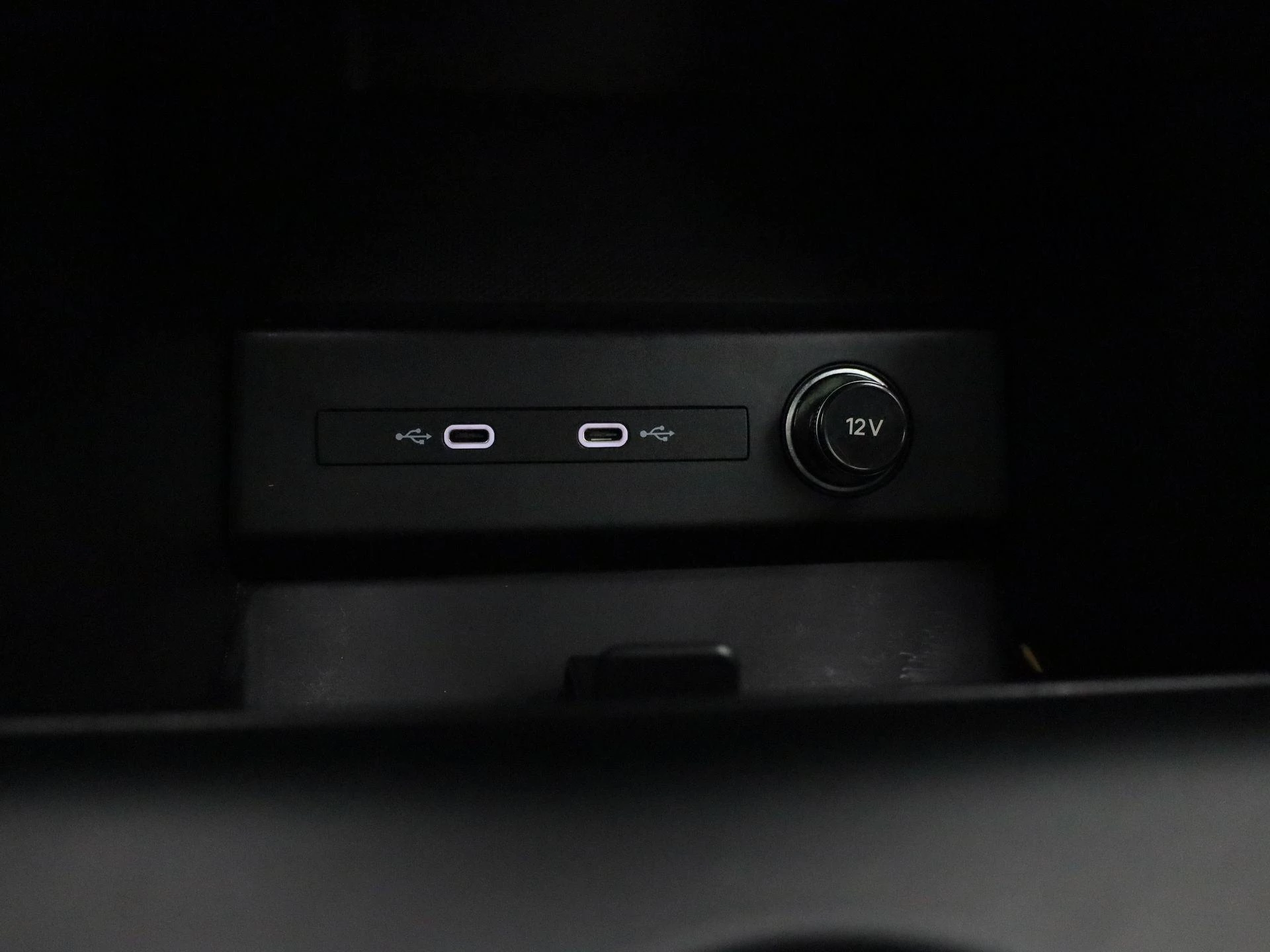 Audi-Q4 Sportback e-tron-image-25