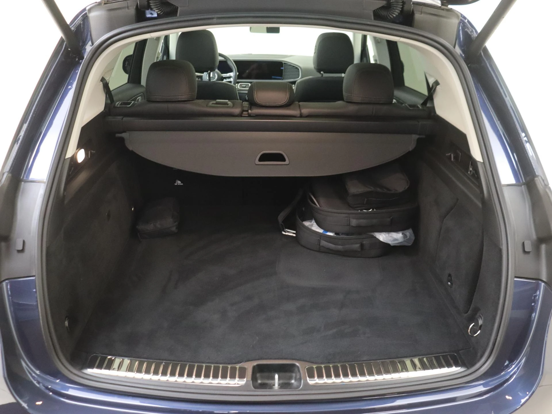 Mercedes-Benz-GLE-image-31