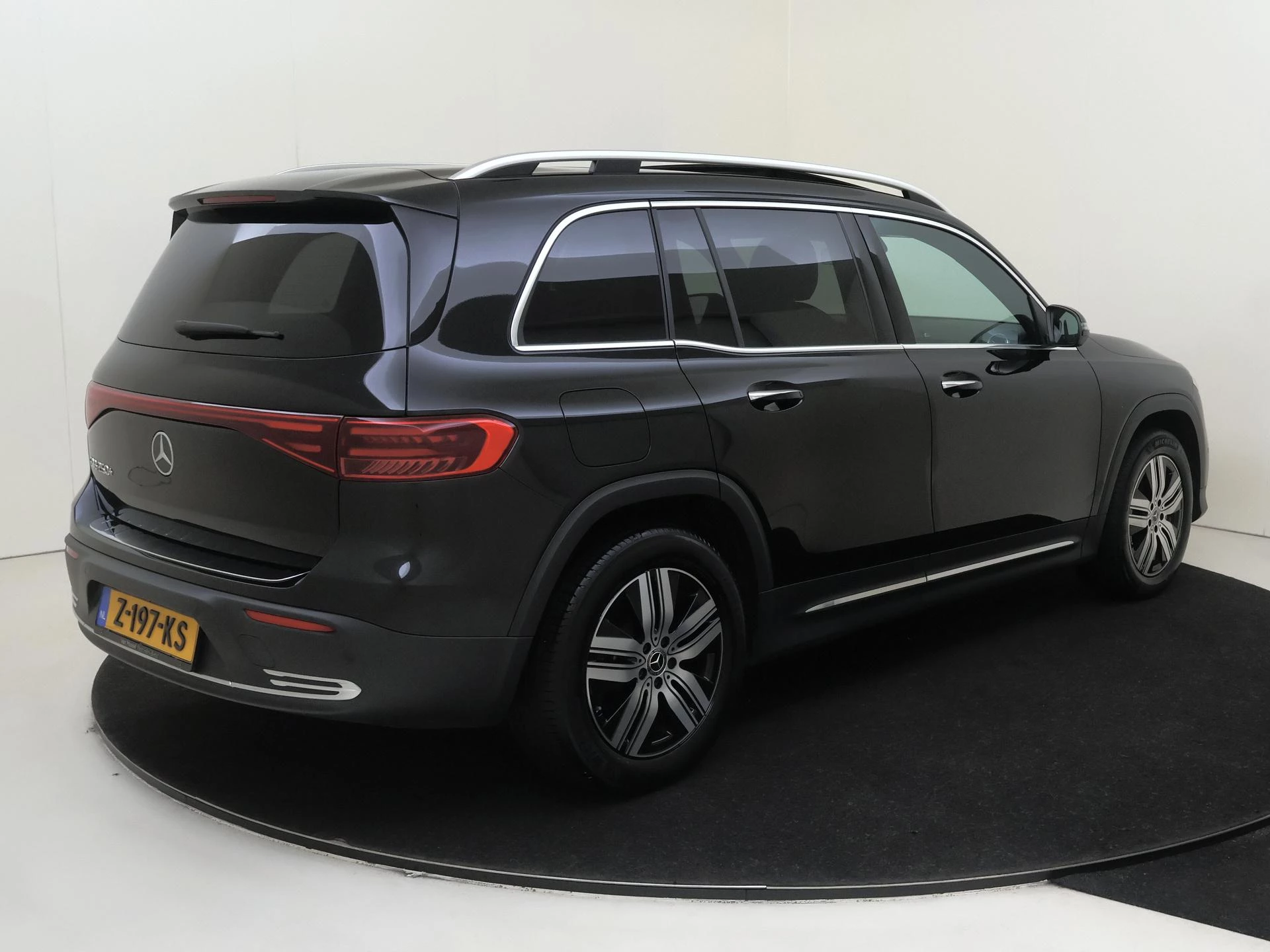 Mercedes-Benz EQB 250+ Luxury Line 71 kWh