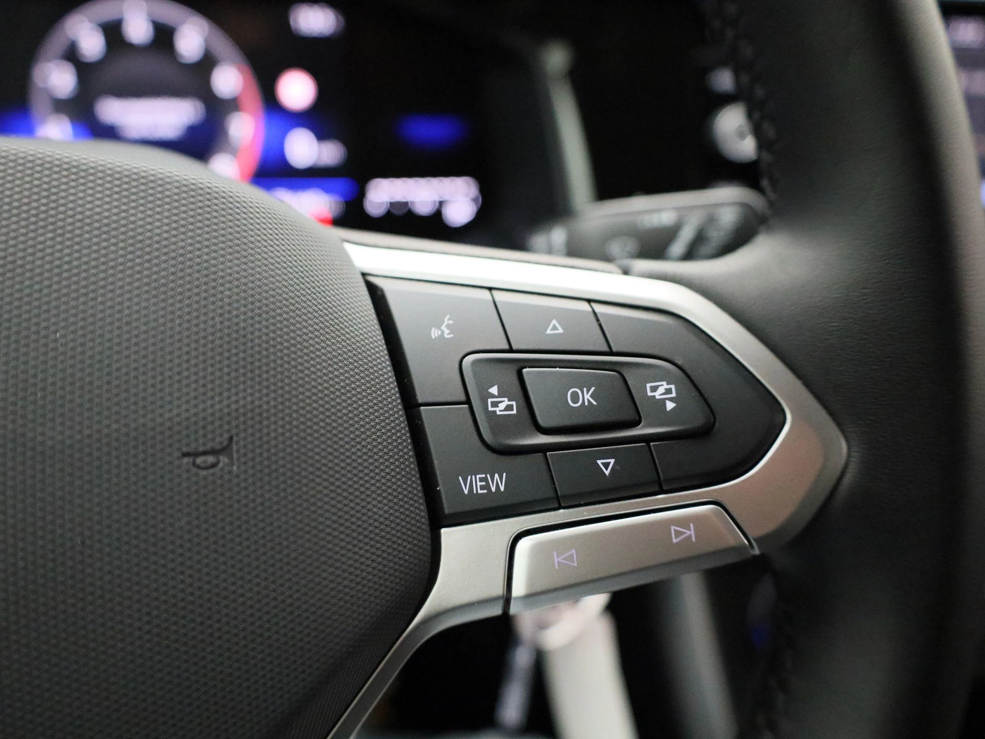 Volkswagen-Polo-image-17