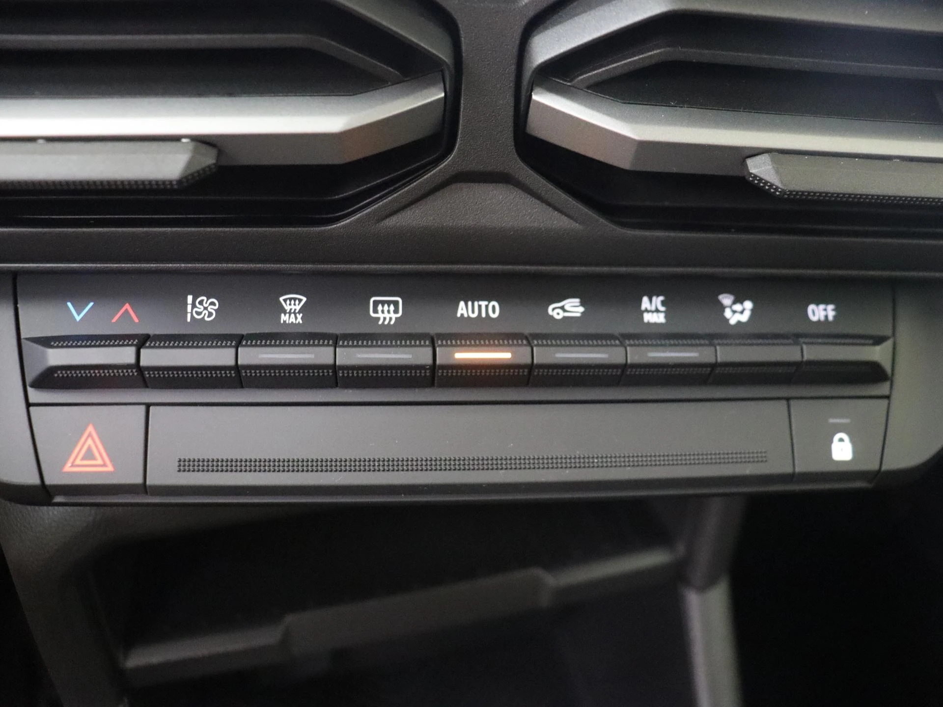 Dacia-Duster-image-18