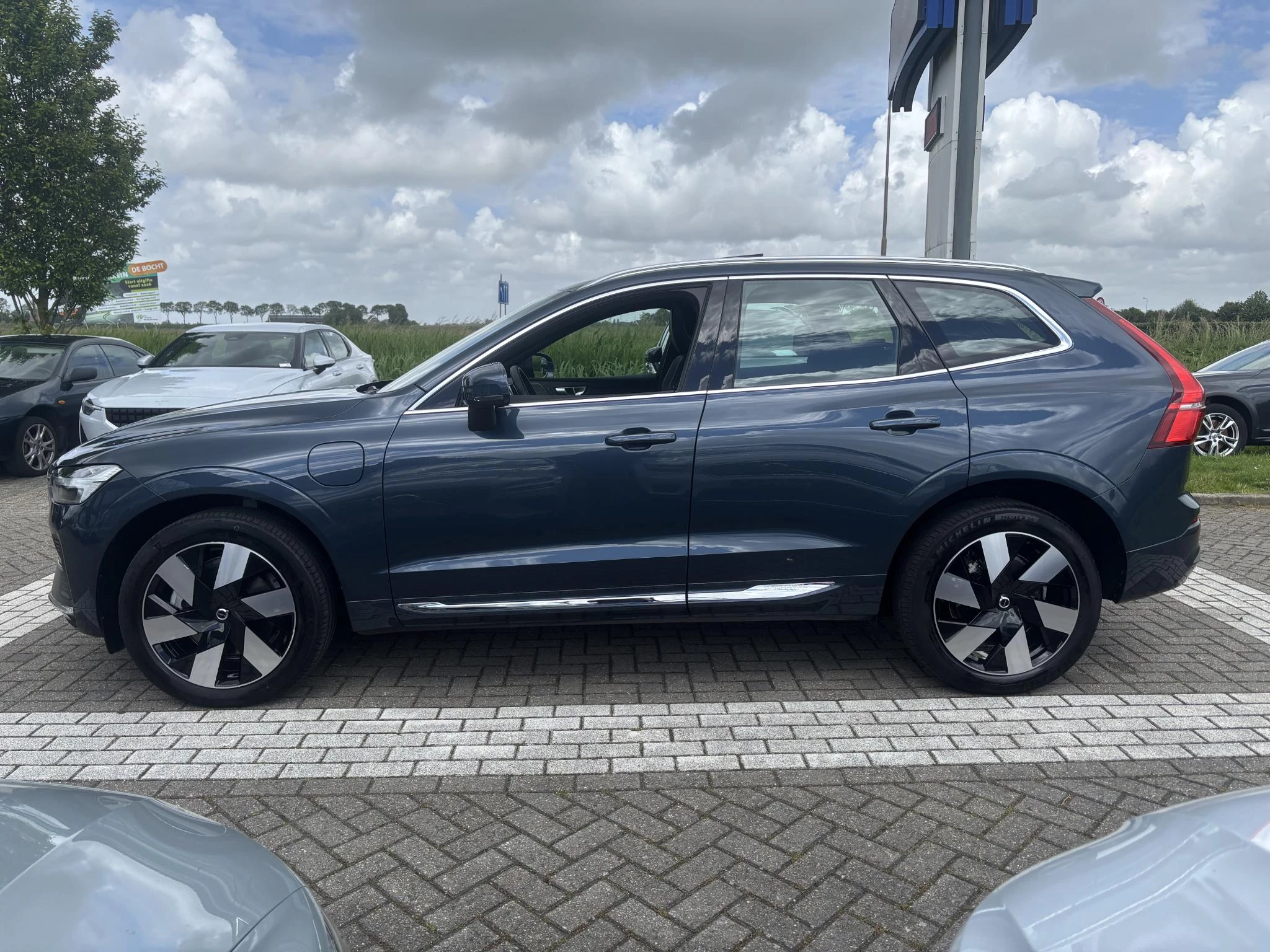 Volvo XC60 T6 Plug-in hybrid AWD Plus Bright