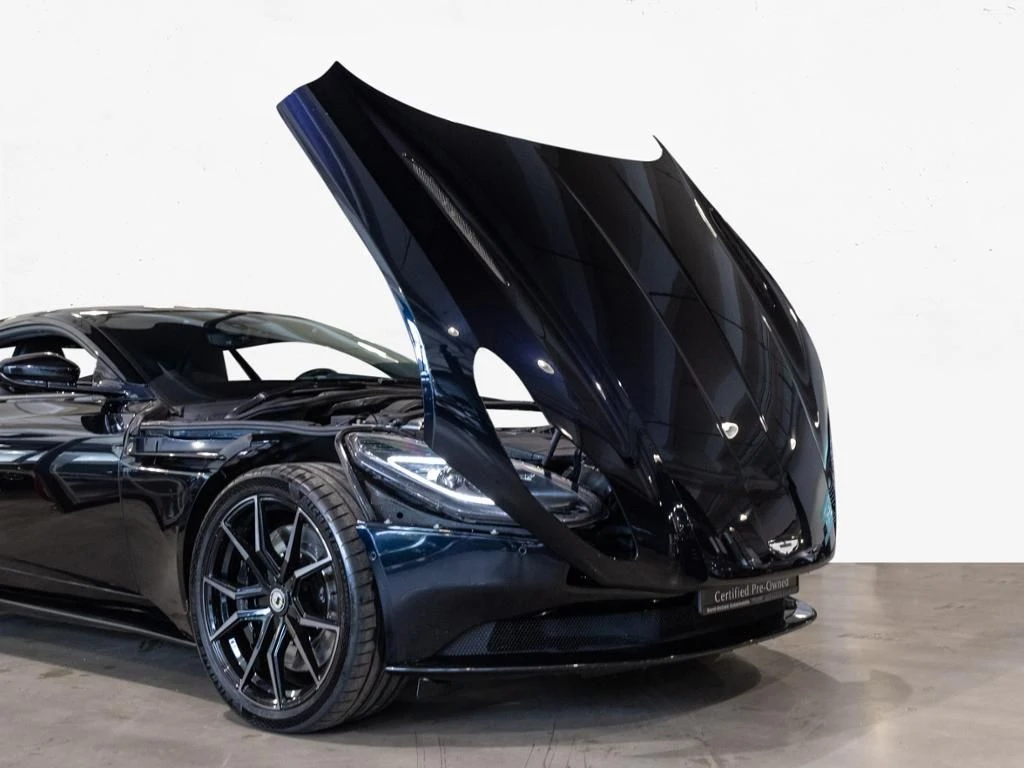 Aston Martin-DB11-image-23