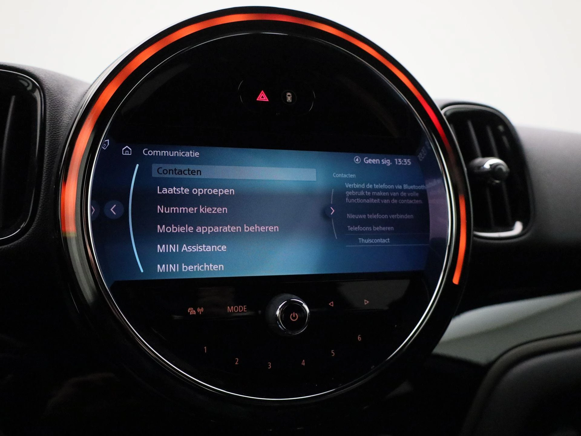 MINI-Countryman-image-23