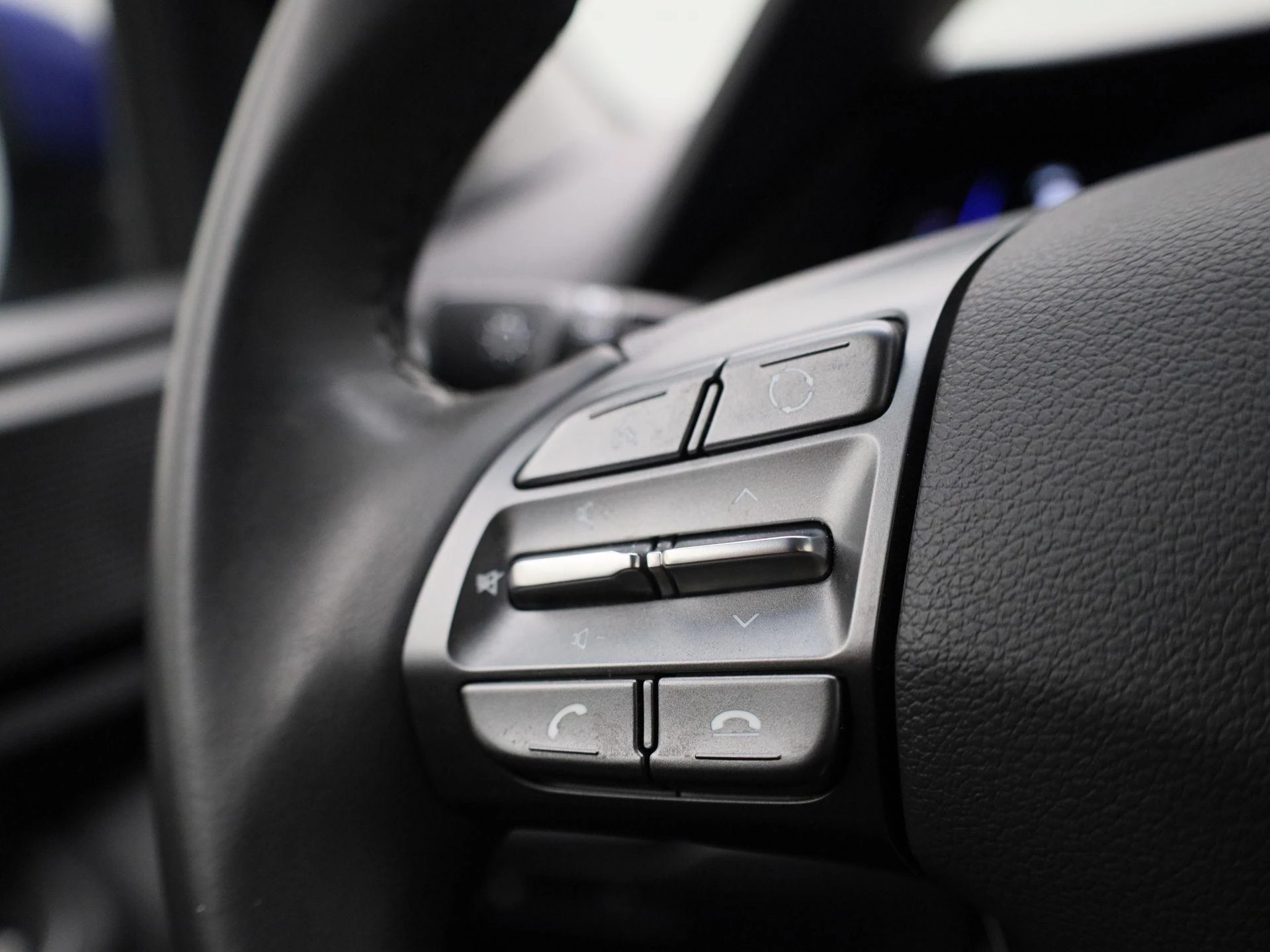 Hyundai-IONIQ-image-17