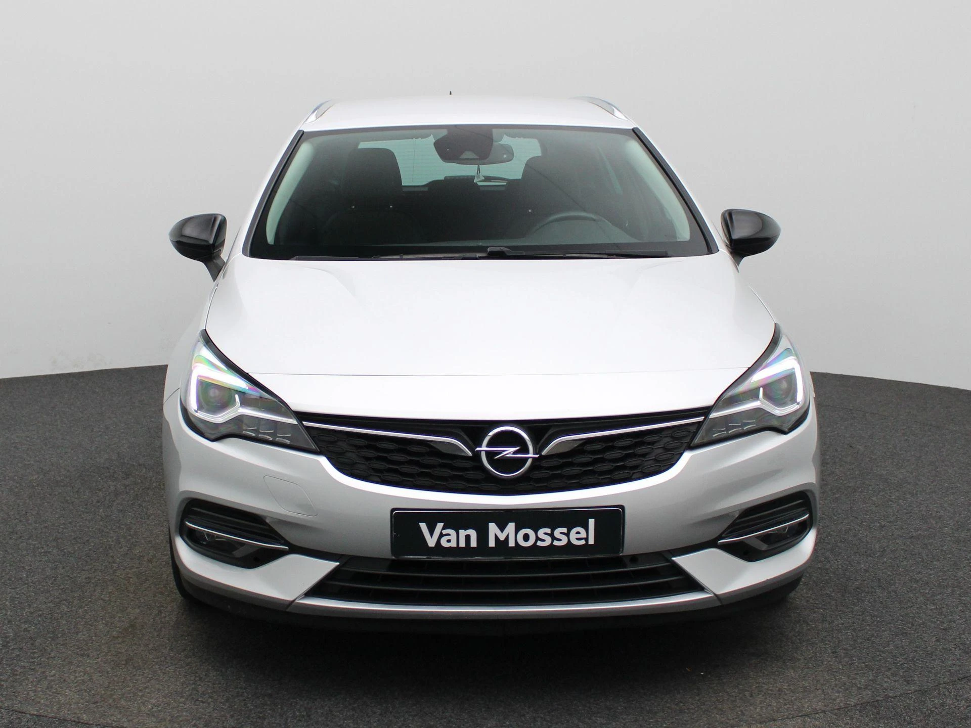 Opel-Astra-image-2