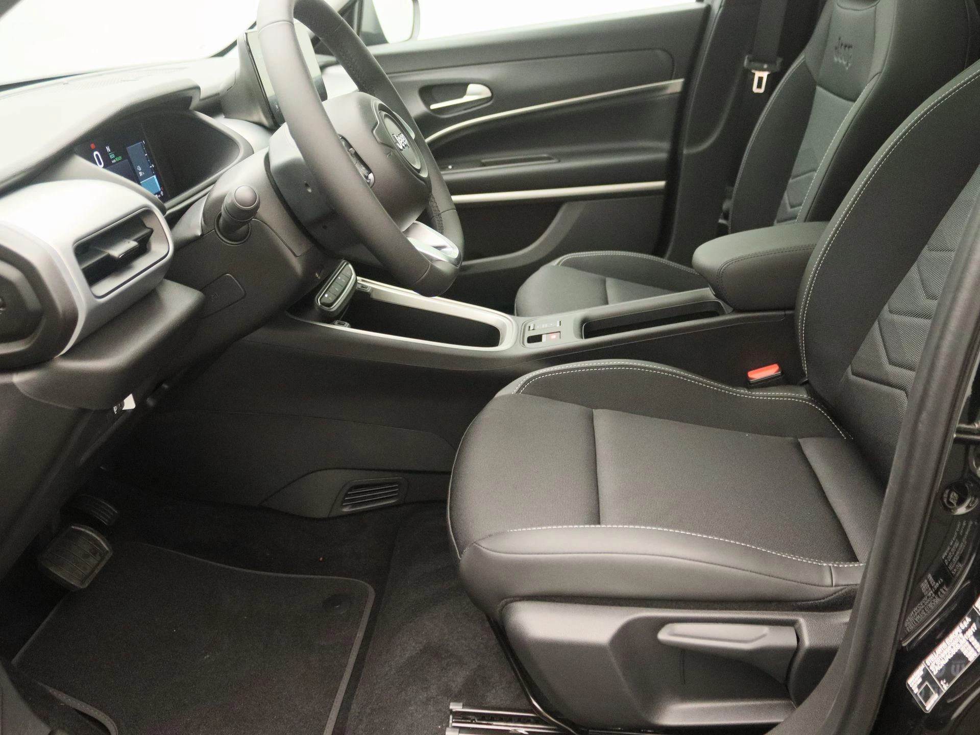 Jeep-Avenger-image-12