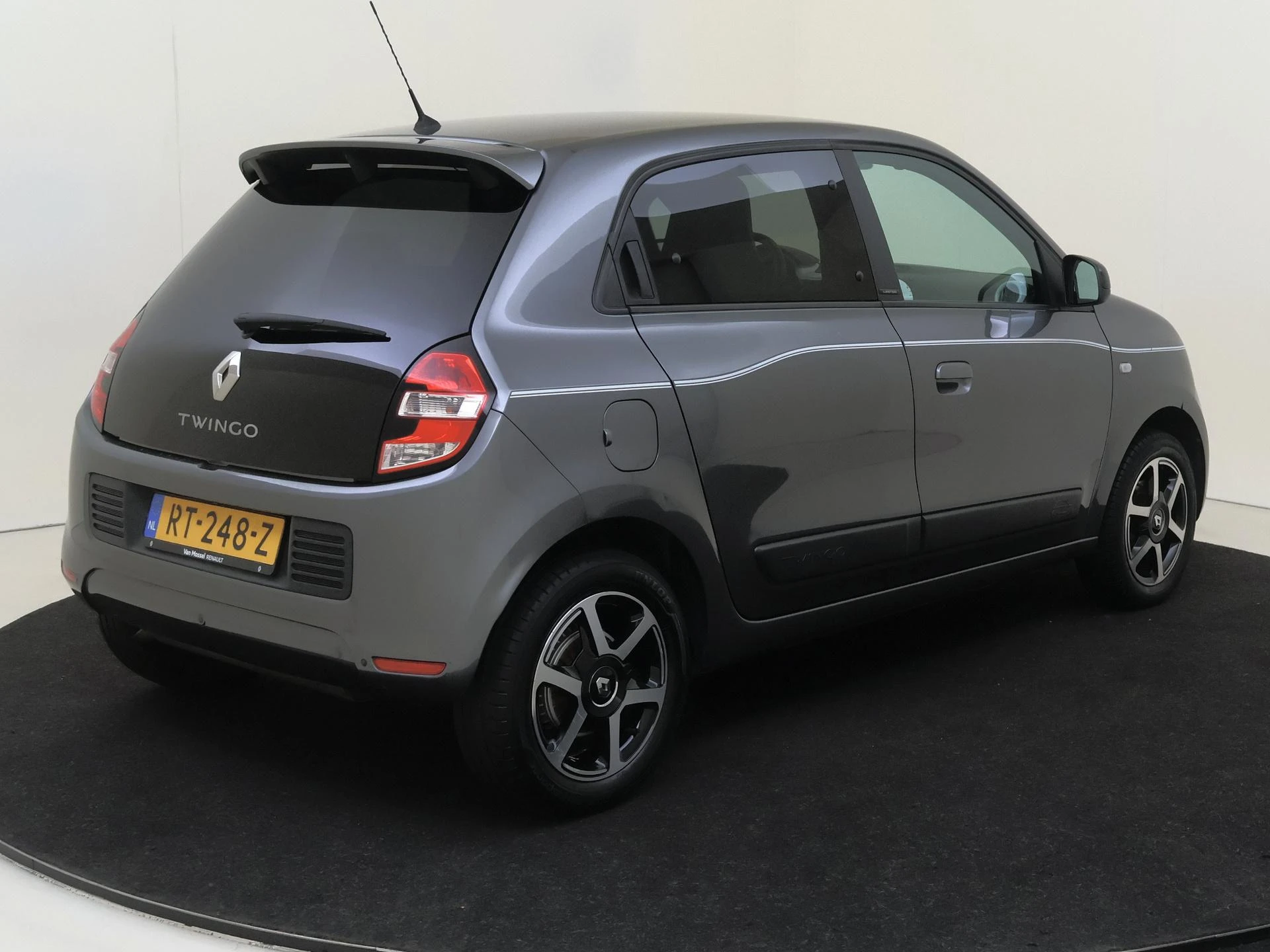 Renault-Twingo-image-3