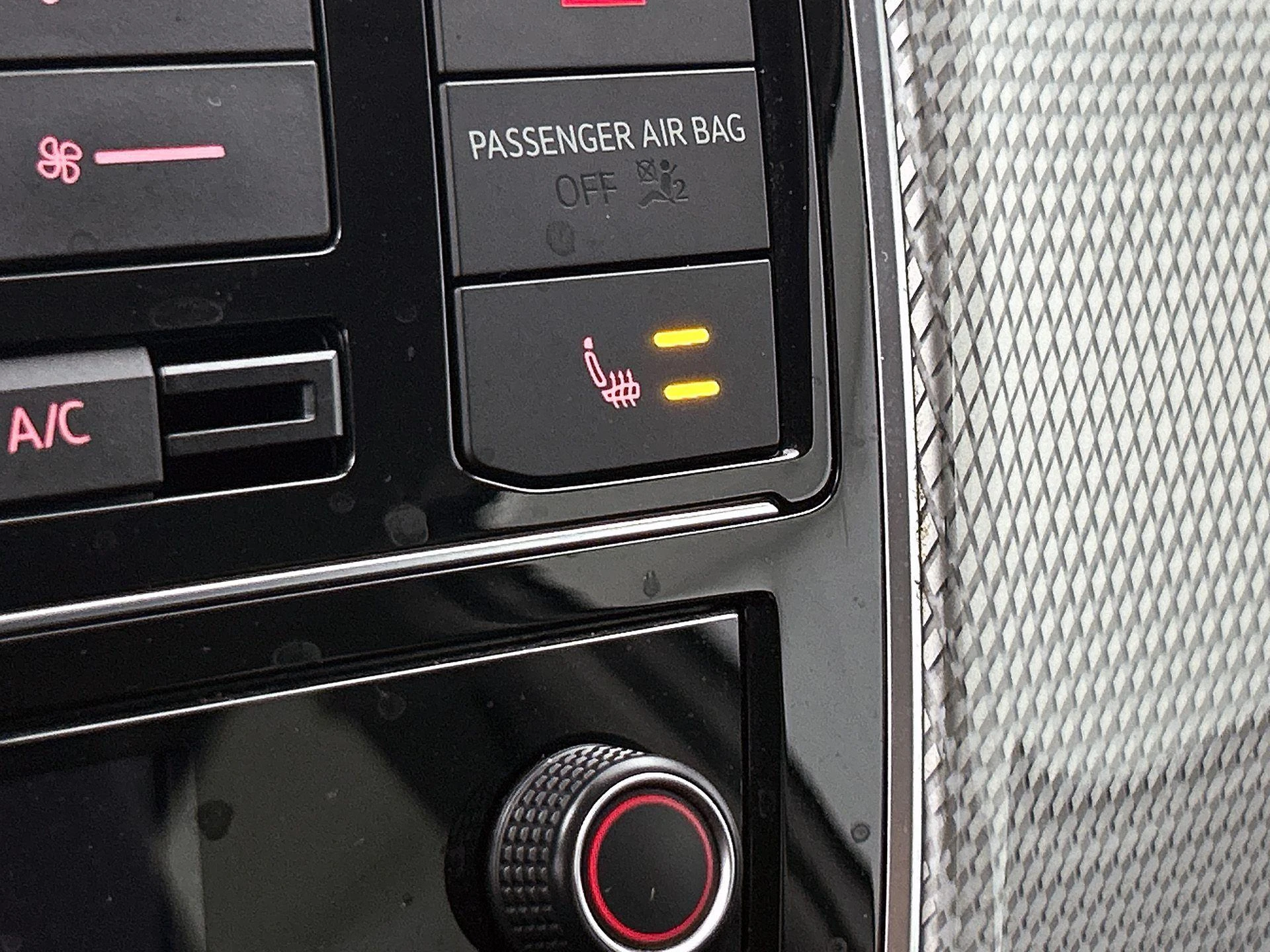 Volkswagen-e-up!-image-6
