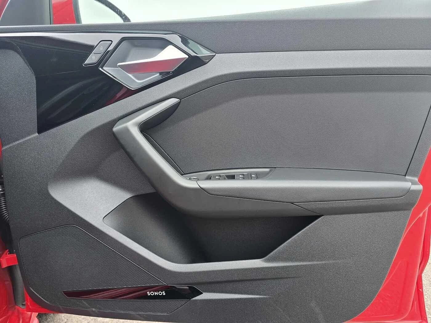 Audi-A1 Sportback-image-10