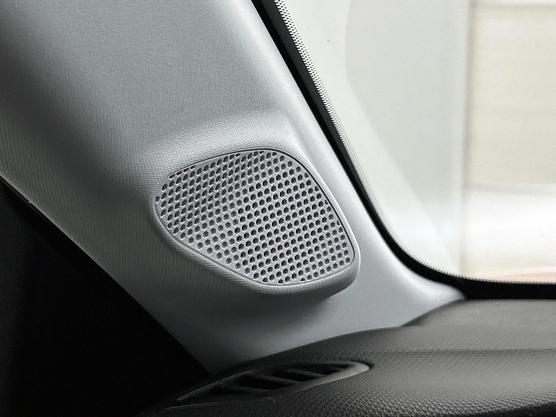 Opel-Corsa-image-11