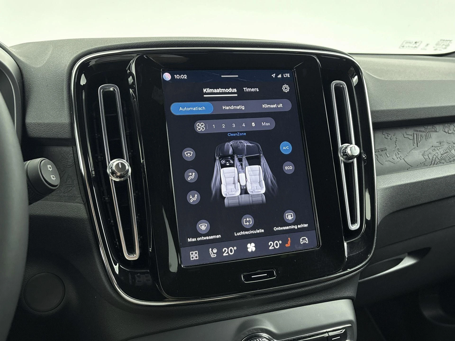 Volvo XC40 Recharge Core 70 kWh