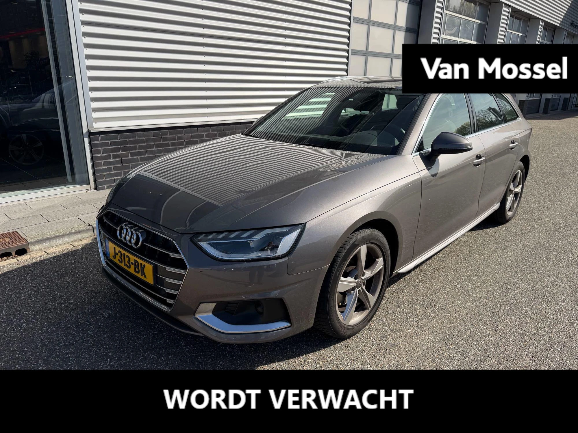 Audi-A4-image-0