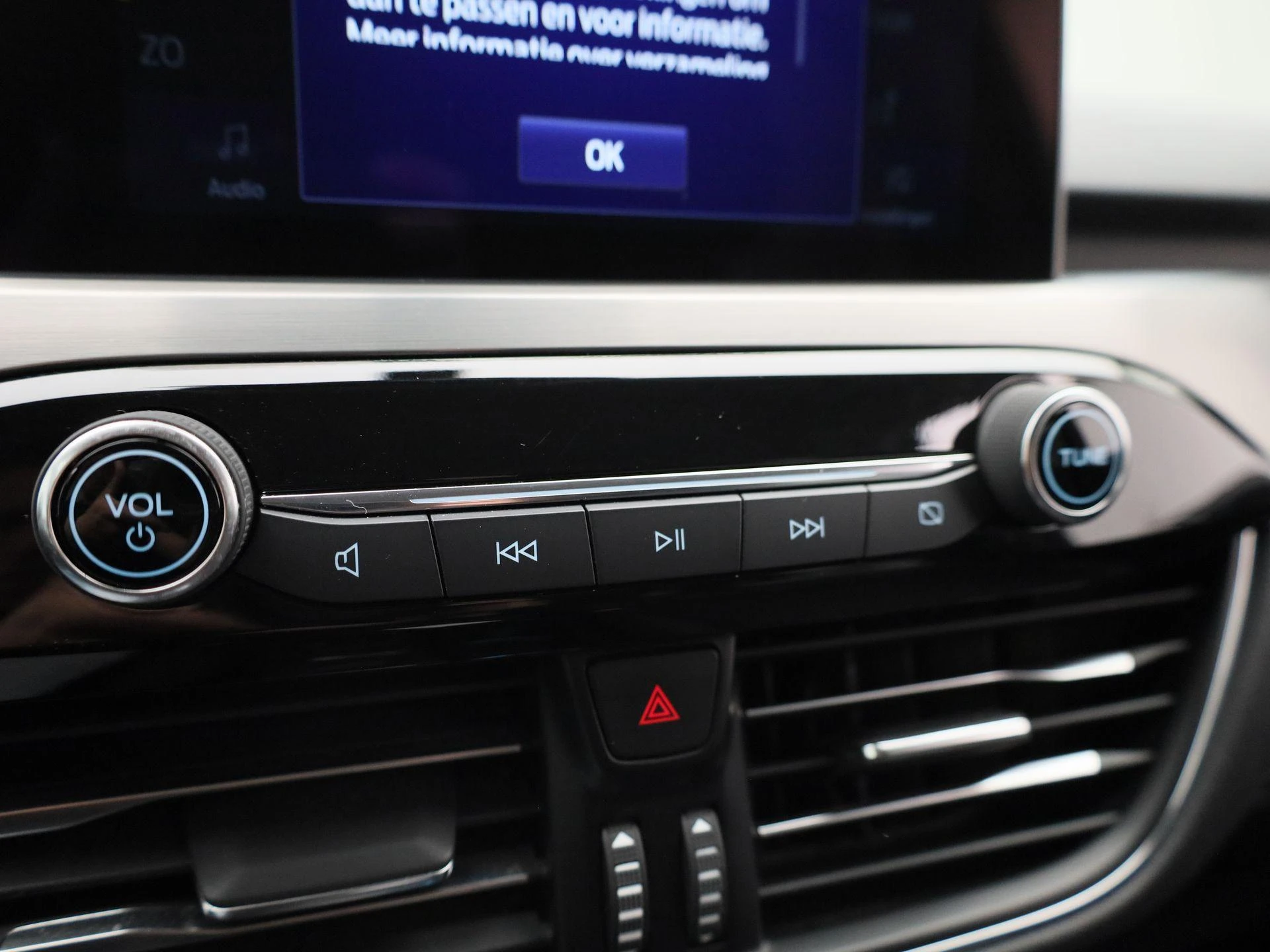 Ford-Kuga-image-23