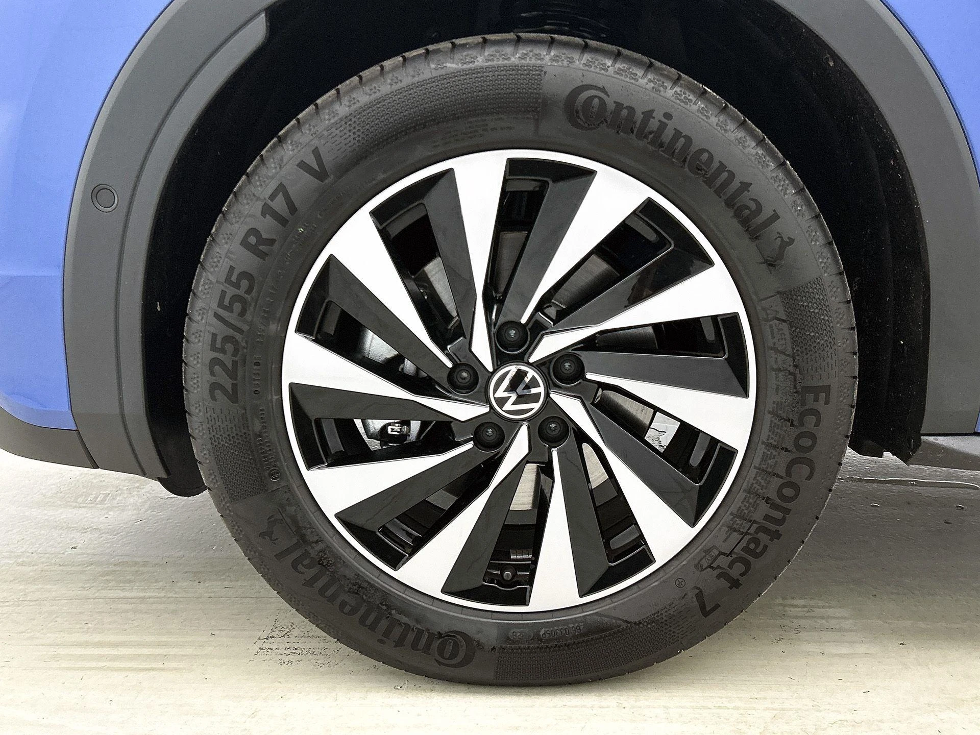 Volkswagen-T-Roc-image-42